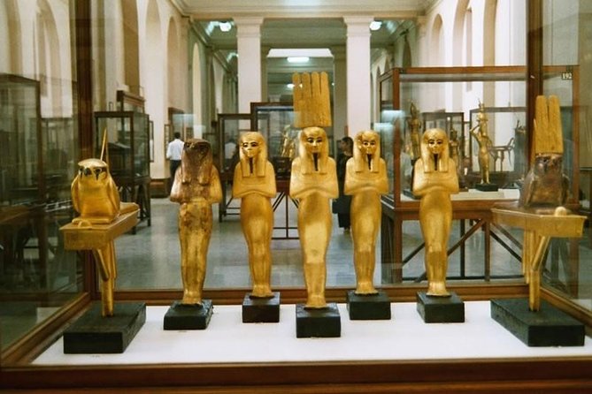 Day Tour Cairo Egyptian Museum Coptic Cairo and Khan El Khalili Bazaar from Giza - St. Barbara and St. George: Coptic and Greek Orthodox in the Same Fort