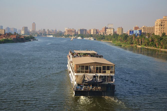 Dinner Nile cruse in Cairo at Night - Who should book this Nile cruise, and who should skip it
