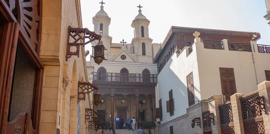Egypt: Islamic and Coptic Cairo Guided Full-Day Tour - El Moez Street inside the old walls: a walk that changes the vibe