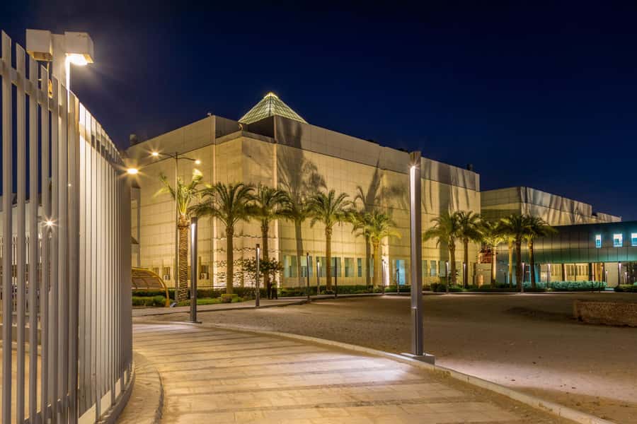 Egyptian Museum, National Museum of Egyptian Civilization - Pickups, comfort, and what door-to-door convenience really costs