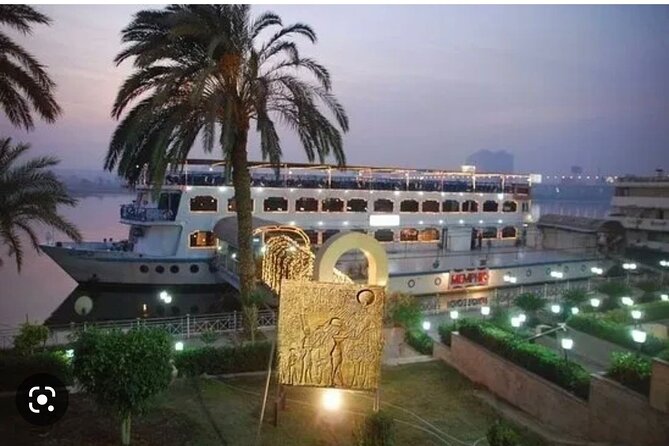 Evening Dinner Nile Cruise in Cairo with Private Transport - Choosing your vibe: social downstairs vs quieter upstairs