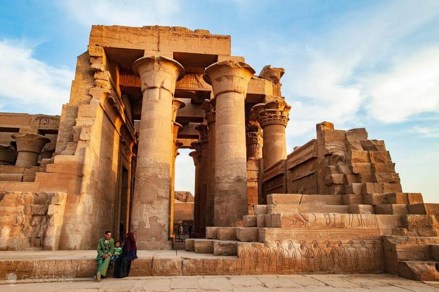 From Aswan: 3-Day Cruise to Luxor with Hot Air Balloon - Who should book this cruise with a balloon