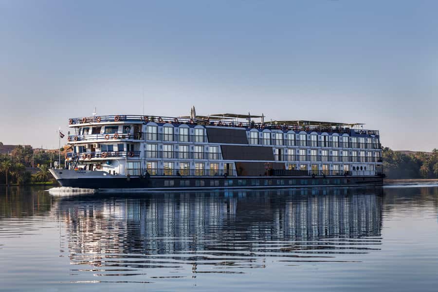 From Aswan: 5-Day Nile Cruise to Luxor with Hot Air Balloon - Boarding the 5-star cruise: your cabin life on the Nile