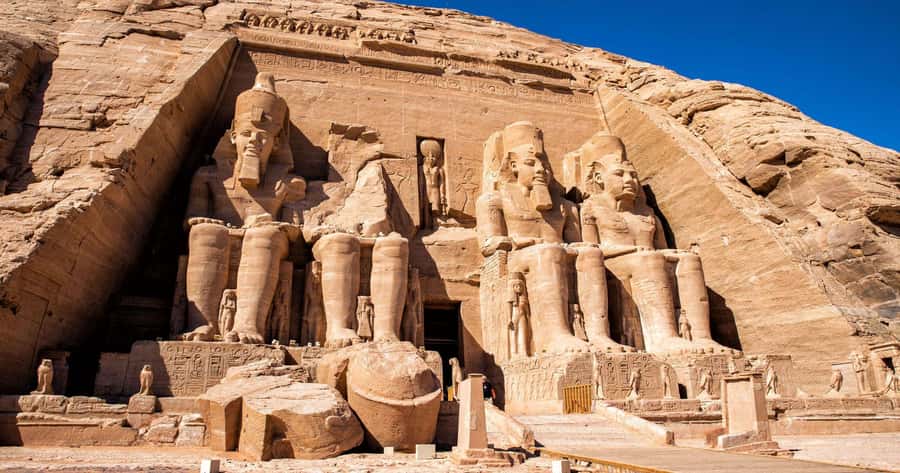 From Aswan: Abu Simbel Ramses and Nefertari Temples Day Trip - Queen Nefertari Temple: where the details matter