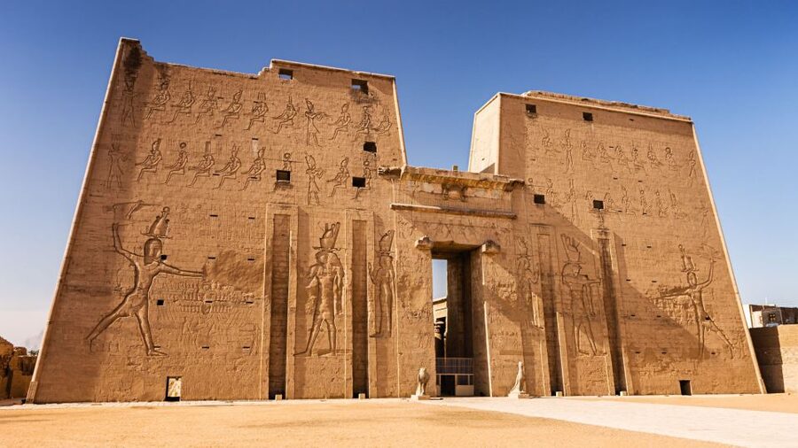 From Aswan: Overnight Nile Cruise to Luxor with Meals - Kom Ombo and Edfu are great, but Abu Simbel is the big emotional payoff