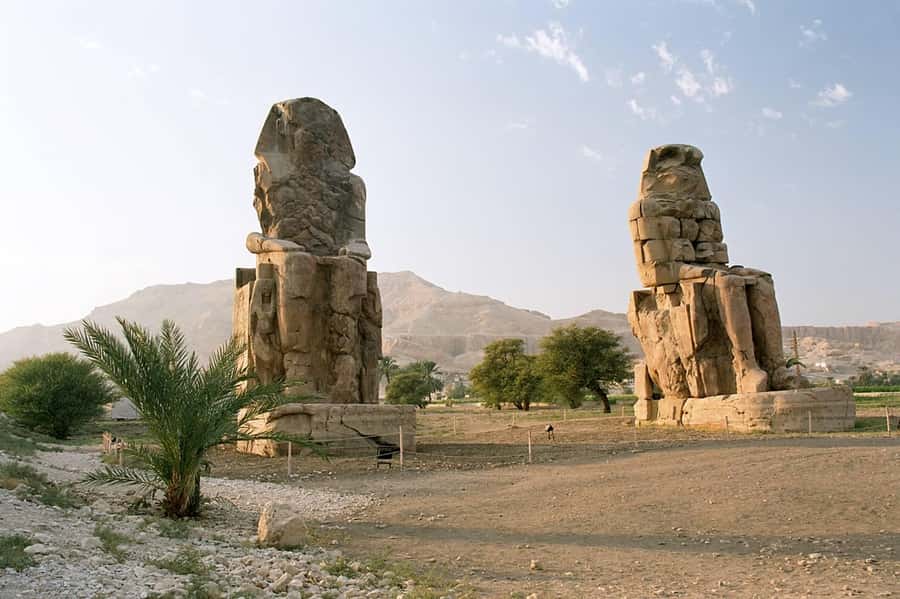 From Cairo: 2-Day Abu Simbel & Luxor Tour - Colossi of Memnon, two statues that face the Nile