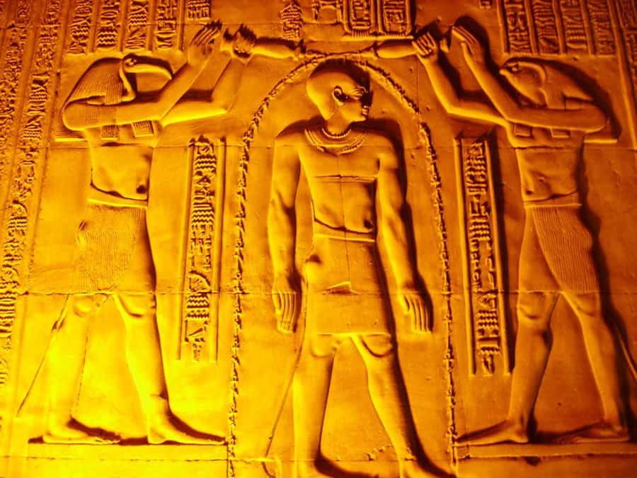 From Cairo: 4-Day Nile Cruise from Aswan to Luxor with Meals - Day 2 Kom Ombo: Sobek and Horus, plus Abu Simbel as a potential extra