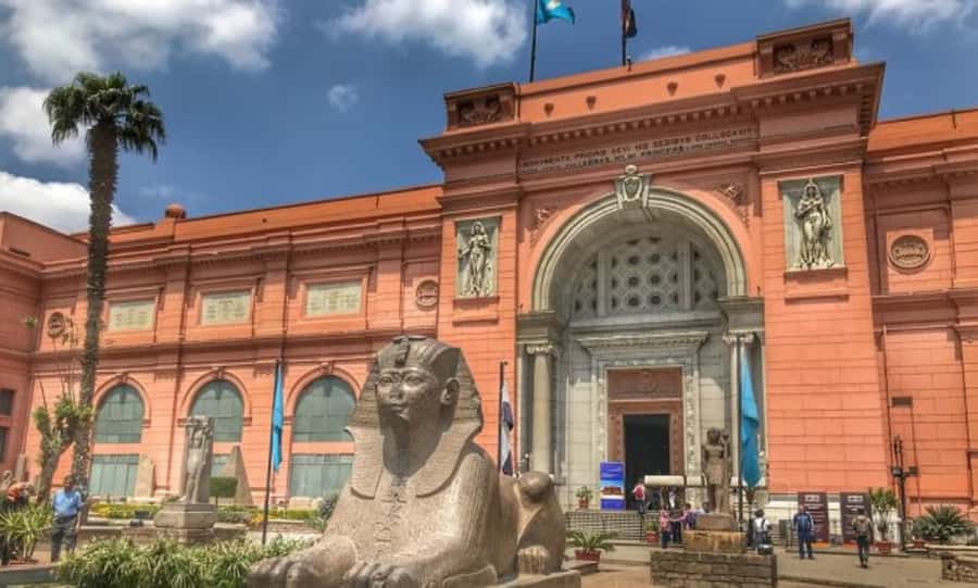From Cairo: 5-Day Egypt Highlights Private Tour with Flights - Day 3 Edfu and Kom Ombo: Temple time plus the horse-drawn ride