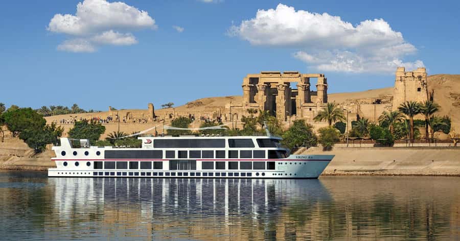 From Cairo by Plane: 5 Days & 4 Nights Nile Cruise to Luxor - Day 1: Flying Into Luxor, Checking In, Then Karnak and Luxor Temple