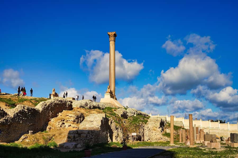 From Cairo: Historical Alexandria Shared Day Tour with Lunch - Roman Amphitheatre in Kom El-Deka: Public Performance Time Machine