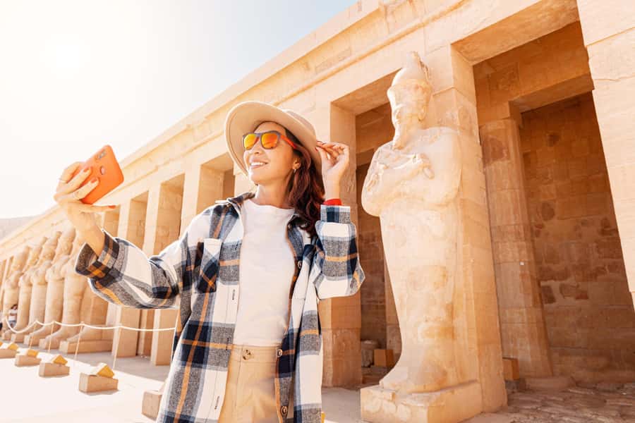 From Cairo: Luxor & Hot Air Balloon Private Trip by Plane - Plane to Luxor, then straight into the ancient day