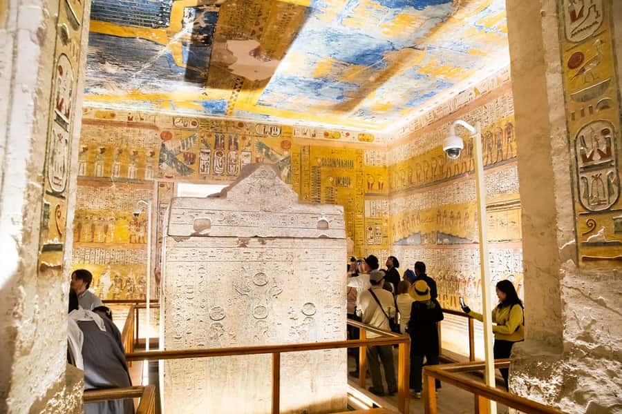 From Cairo: Luxor & Hot Air Balloon Private Trip by Plane - Valley of the Kings: go in with a guide, not a random list