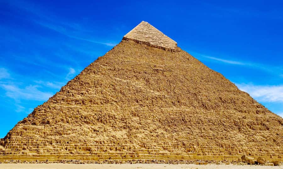 From Cairo or Giza: Giza Pyramids and Sphinx Private Tour - The guided pyramid route, from Khufu to Menkaure
