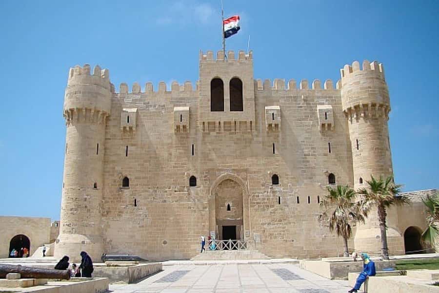 From Cairo: Private Full-Day Tour of Historical Alexandria - Catacombs of Kom el Shoqafa, the three-level story under your feet
