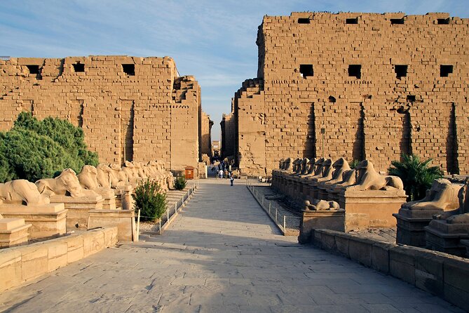 From Cairo Private Luxor Full-Day Tour with Guide and Flights - Getting Started at 6:00 am: Cairo or Giza Pickup and the One-Hour Flight