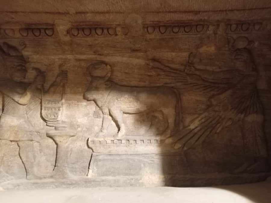 From Cairo: Private Luxurious Day Trip to Alexandria - Kom el Shoqafa Catacombs: Underground History You Can Feel