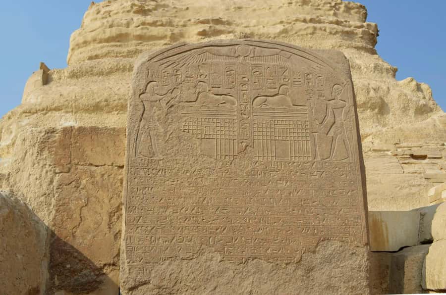 From Giza: Day tour to Giza Pyramids Tour with Pickup - Perfume Palace, Papyrus, and Flower Cotton: Cultural Stops, Not Just Souvenirs