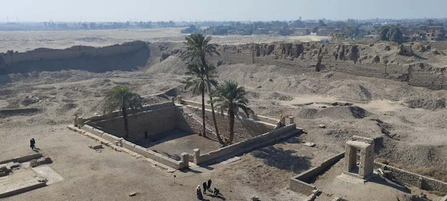 From Hurghada: Abydos, Osireion, and Dendera Day Tour - Why This Hurghada Trip Hits Two Temple Worlds in One Day