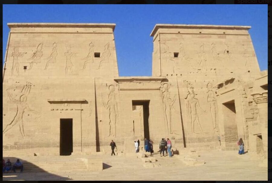 From Hurghada: Luxor Private Guided Day Tour with Lunch - Hatshepsut’s Mortuary Temple (Djeser-Djeseru) at Deir el-Bahari