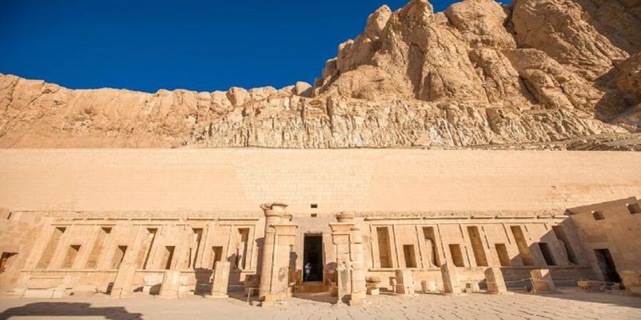 From Luxor: All-Inclusive West Bank Private Tour with Lunch - Lunch at a local restaurant: satisfying, but plan for drinks