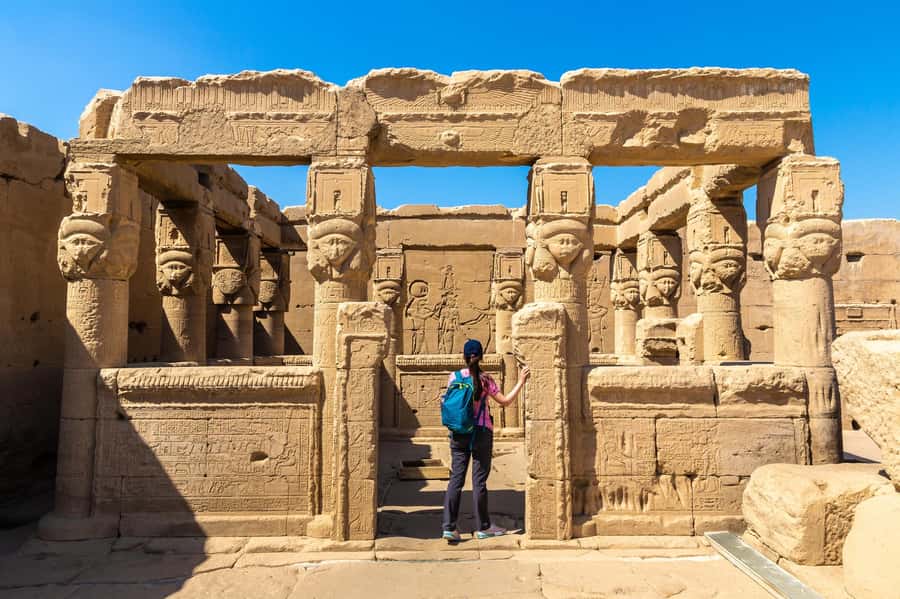 From Luxor: Dendera Temple All-Inclusive Tour & Felucca Ride - Felucca ride on the Nile: good views, manage expectations