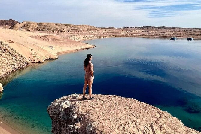 From Sharm: Ras Mohamed National Park and Magic Lake Day Tour - The 9:00 am Schedule and the Van Reality