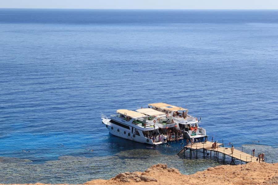From Sharm: Ras Mohammed Cruise with Island Visit and Lunch - White Island swim: tide conditions can change the whole stop