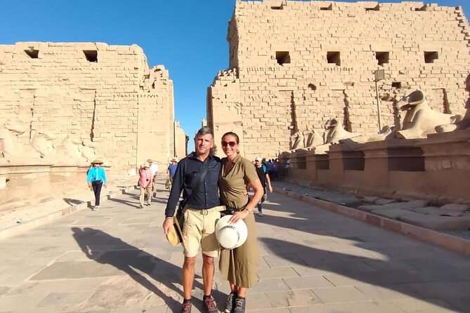 Full-Day Luxor private Tour from Cairo by Plane with Lunch - Lunch in Luxor: the included falafel stop and possible upgrades