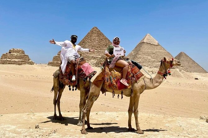 Full-Day Tour From Cairo: Giza Pyramids, Sphinx, Memphis, and Saqqara - First Stop: Giza Pyramids and Valley Temple Walk