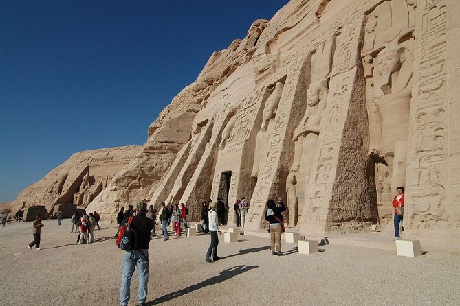 Full Day tour to Abu simbel temples from aswan - How much time you get inside, and why ticket lines can steal minutes