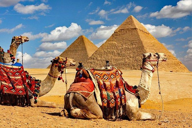 Full Day Tour to Pyramids of Giza, Saqqara Step Pyramids & Sound and Light Show - Pyramids of Giza: Cheops, Chephren, and the Sphinx Area