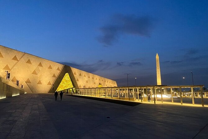 Full-Day Tour to the New Grand Egyptian Museum and Giza Pyramids - Giza Plateau Stops: Khufu, Khafre, and Menkaure