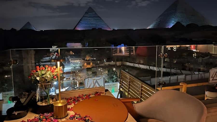 Giza: Dinner with Pyramids All Around You at Rooftop7000 - Dinner at Your Table: What the Set Menu Includes