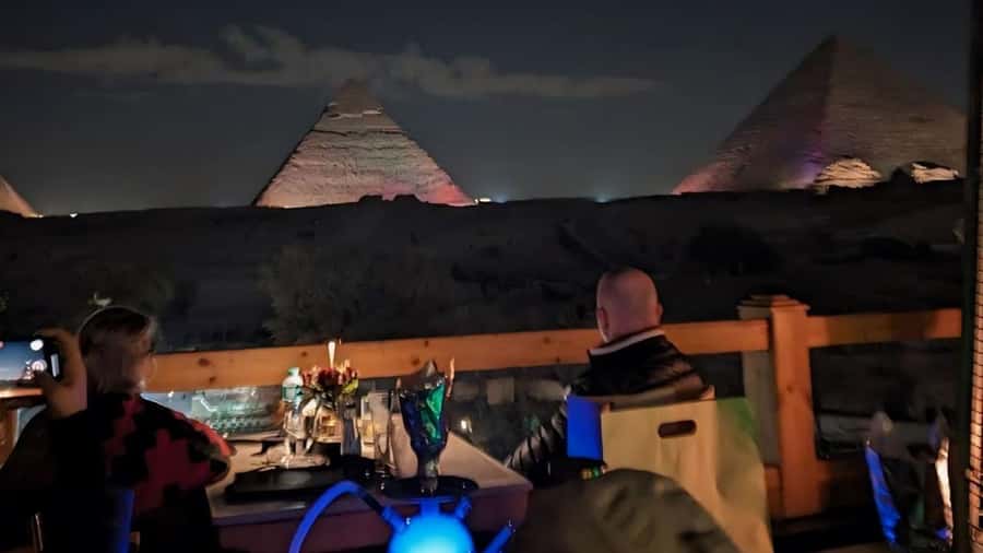 Giza: Dinner with Pyramids All Around You at Rooftop7000 - Seat Position and Photo Strategy: How to Get the Angle You Want