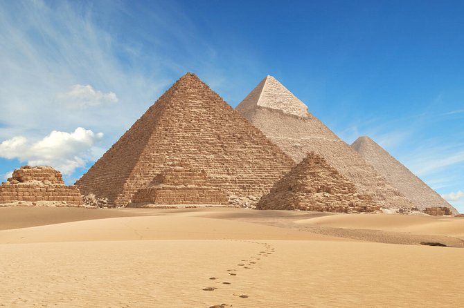 Giza Pyramids and Sakkara Tour - Giza Pyramids: Cheops, Chephren, and Mykerinus with your guide in control