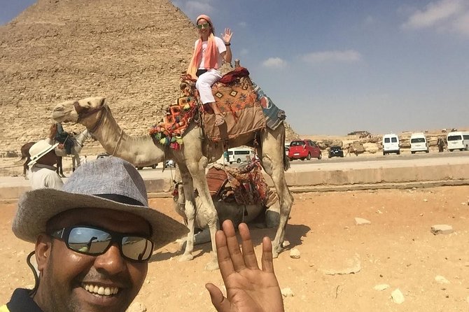 Giza Pyramids and The Sphinx Walking Tour - What to expect on the ground: pace, photos, and practical preparation
