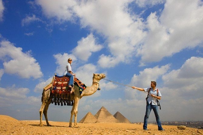 Giza Pyramids and The Sphinx Walking Tour - The Great Pyramids of Giza and Valley Temple: your guided route through the essentials