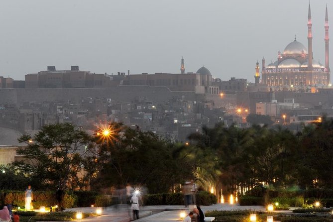 Giza Pyramids, Sphinx and Egyptian Museum tour - Entering the Egyptian Museum of Cairo: where Tutankhamun does the talking