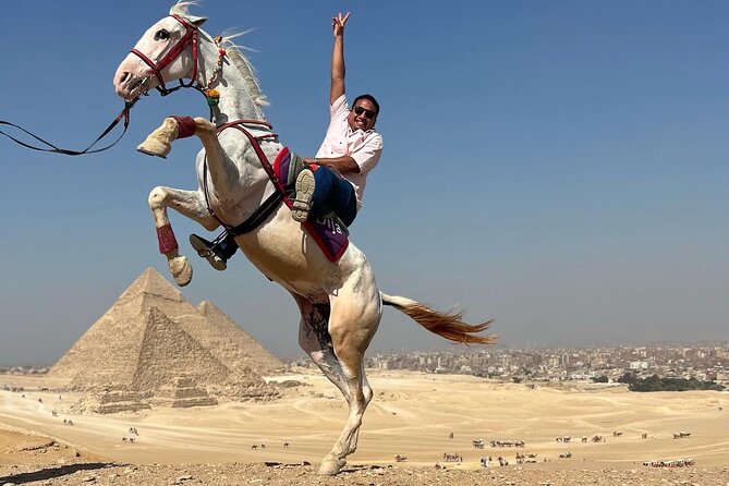 Giza pyramids, sphinx , panorama pyramids & shopping tour - What makes this tour click (key points)