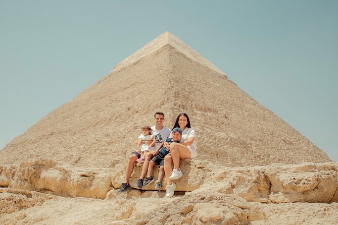 Giza Pyramids, Sphinx, Saqqara and Memphis Full-Day Cairo Tour - Giza Pyramid time: Cheops, Chephren, Mycerinus, plus panoramic views