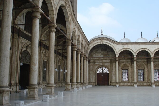 Guided Tour to Giza Pyramids, Museum, Citadel and Khan El Khalili - Cairo Citadel of Saladin: Muhammad Ali Mosque Views and a Medieval Reset