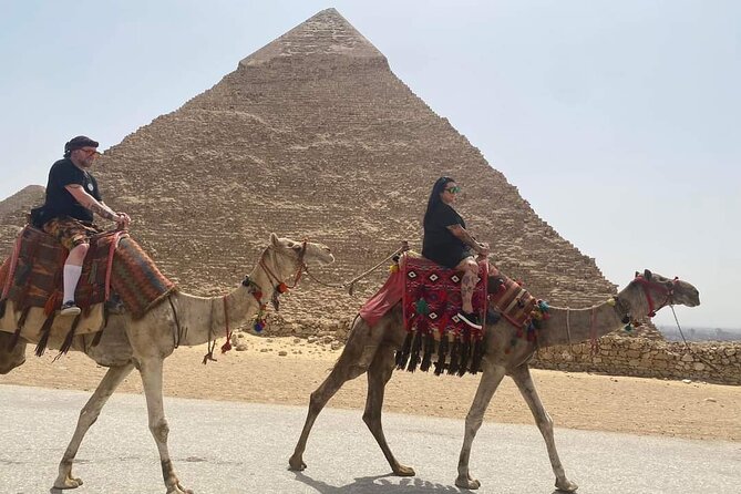 Guided tour to Pyramids of Giza, Sakkara & Memphis: Private Tour with Lunch - Lunch at a local restaurant: what to expect and how to enjoy it