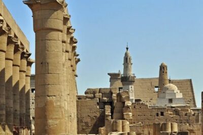 Half Day East Bank Tour to Luxor and Karnak Temples (Private)