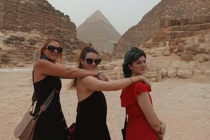 Half Day Tour To Giza Pyramids & Sphinx From Cairo Airport - Cheops, Khafre, and Menkaure: seeing three complexes in realistic chunks