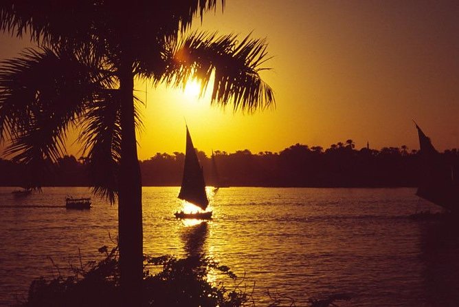Hot air Balloon Ride In luxor - Pilots, safety, and the vibe on board