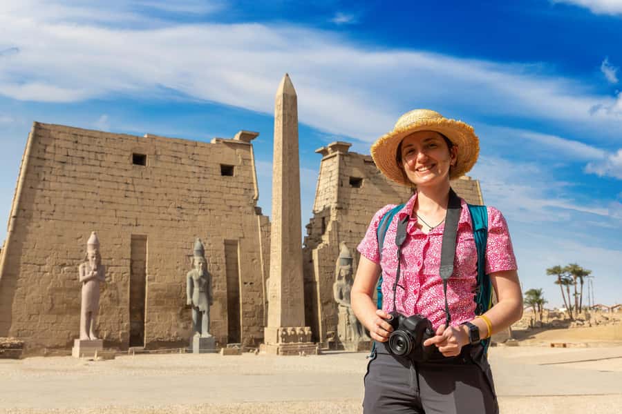 Hurghada: 2-Day Luxor Highlights & Hot Air Balloon & Hotel - Luxor Temple and Sphinx Avenue: what you should actually look for
