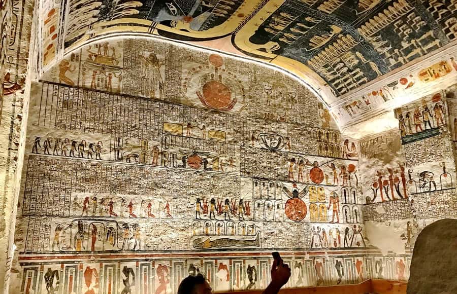 Hurghada: 2-Day Luxor Tour with Hotel, Balloon, & Boat Ride - Lunch, Then Hurghada: How the Whole Schedule Feels