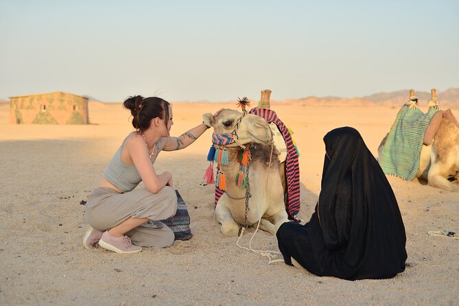 Hurghada: 4x4 Jeep Safari, Starwatching, Camel Ride & Dinner - Getting There by A/C Van, Then Moving in a 4x4 Jeep