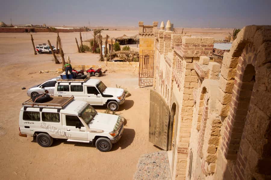 Hurghada: 6-Hour Jeep Desert Safari, Dinner, and Show - Value at about $34: what you are paying for and what might cost extra
