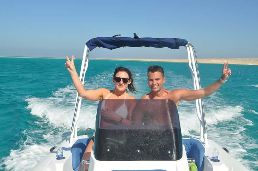 Hurghada: 6 Islands Tour with Dolphin Watching & Snorkelling - Why this Hurghada 6-Island speedboat day feels like a best-of day